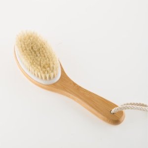 Curved Handle Dry Brush